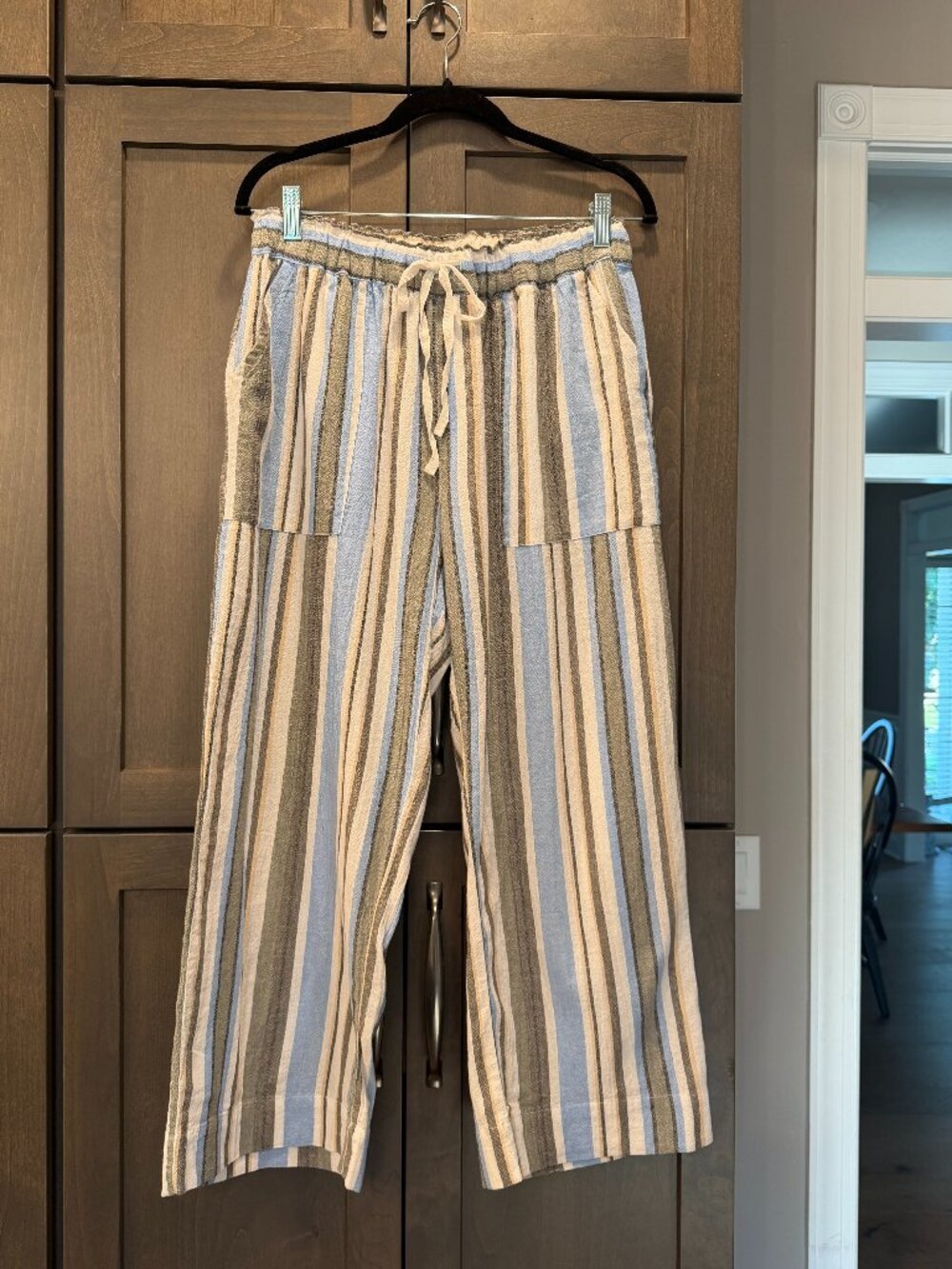 NWT Erika Wide Leg Striped Cropped Pants - Blue/Green/White - Size M